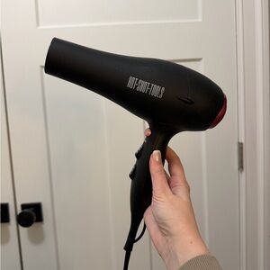 Hot Shot Blow Dryer